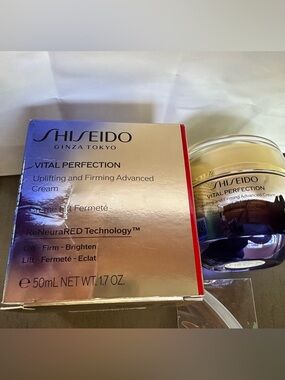 3.4oz Vital Perfection Uplifting and Firming Advanced Cream